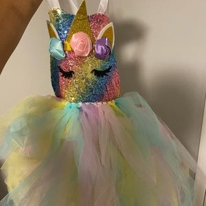 Unicorn costume size 4-6
